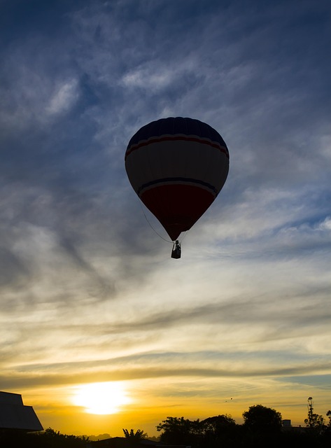 Free Eventide Hot Air Ballooning photo and picture