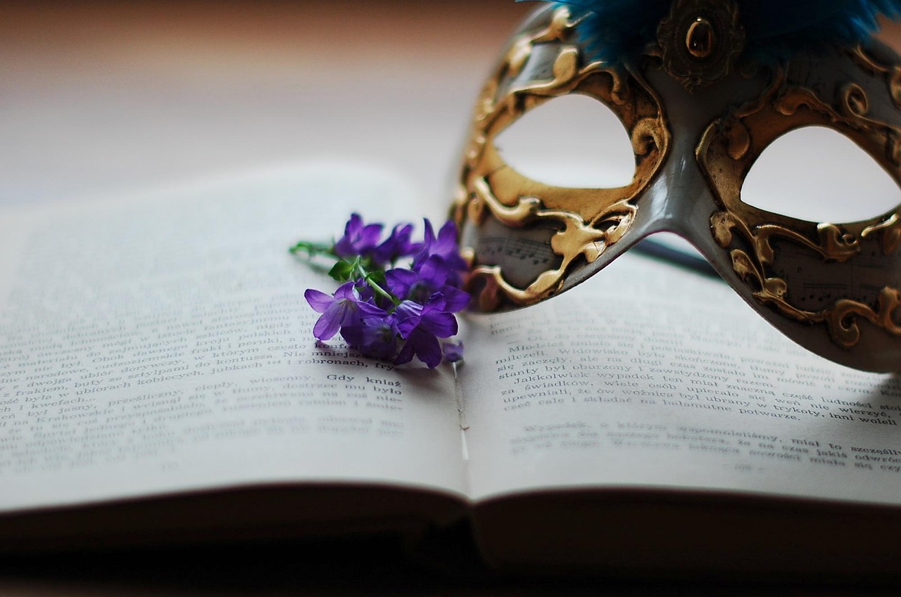 Book - free online jigsaw puzzle photo