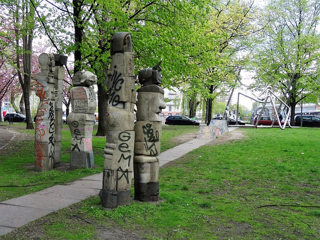 Free Berlin Totem Pole photo and picture