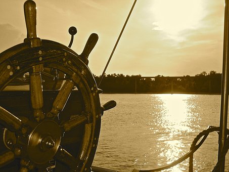 Free Boat Wheel photo and picture