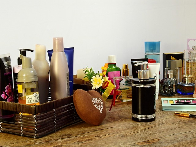 Free Cosmetics Make Up photo and picture