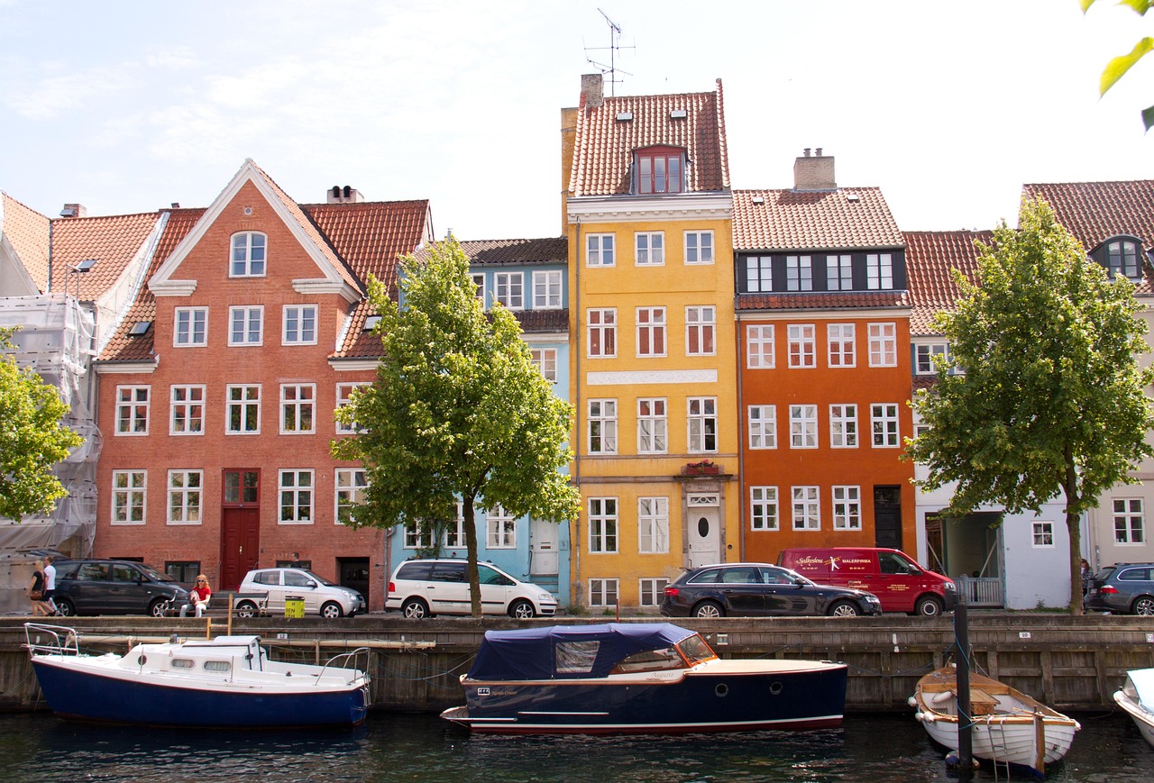 Obraz na płótnie canal, copenhagen, christianshavn #2395818 w salonie