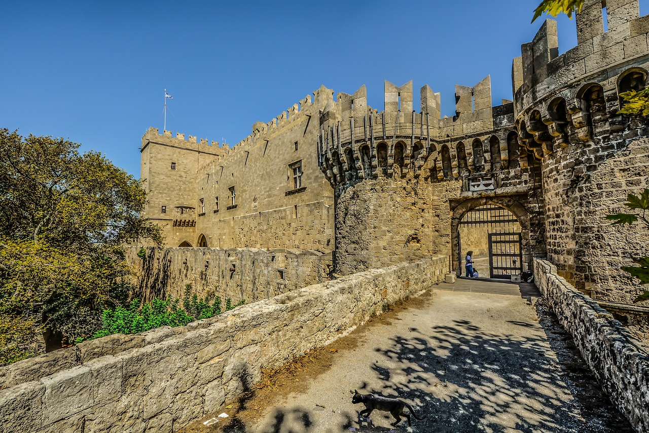 La Storia Variegata di Malta: Un Crocevia di Imperi e Culture