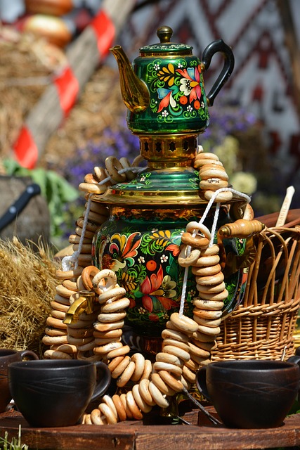 Samovar, feast, food and russian culture — photo by Katya36
