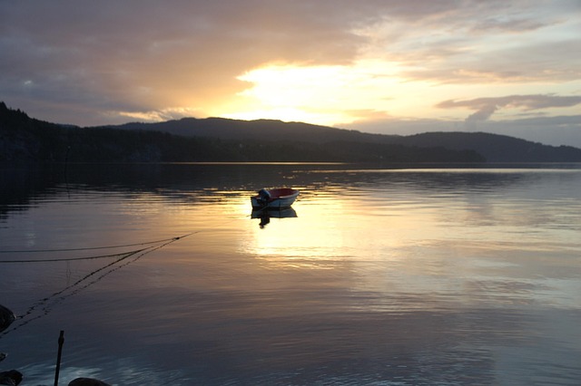 Zee, Zonsondergang, Boot, Noorwegen