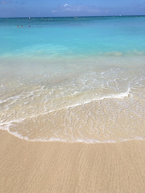 Free Waikiki Beach photo and picture