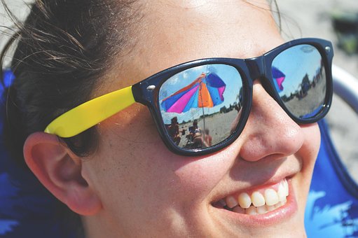 Strand, Frau, Sonnenbrille