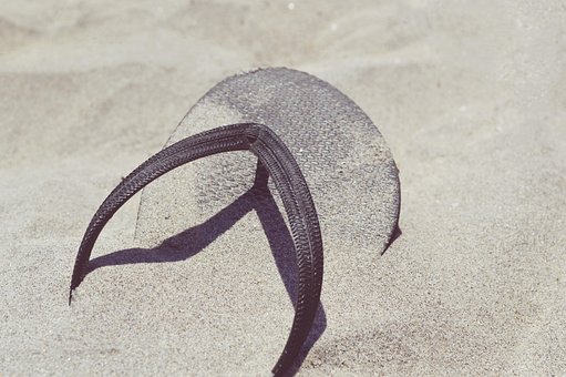 Sandale, Flip Flops, Sand, Strand