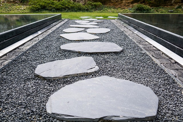 Westin Pas, Pietriş, Nou Chinezesc