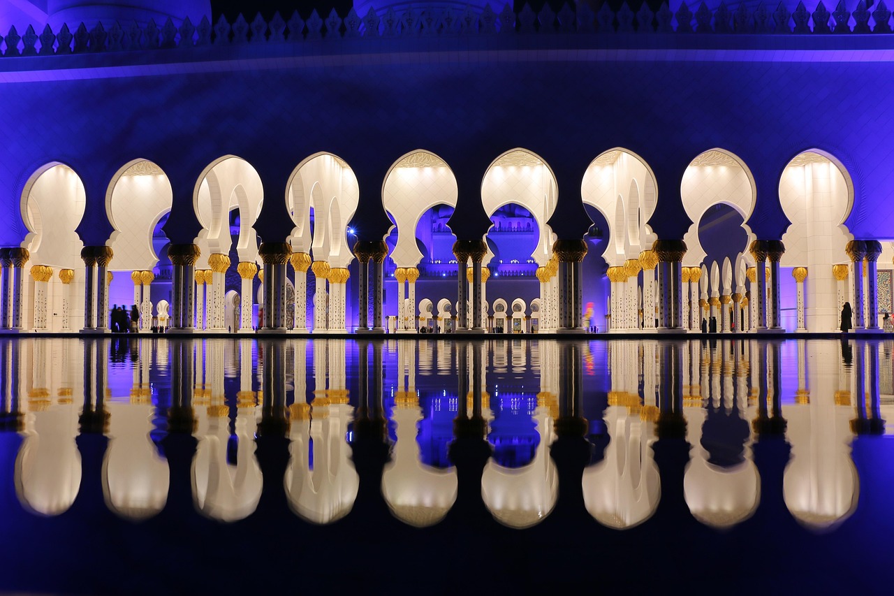 Sheikh Zayed Mosque - free online jigsaw puzzle photo