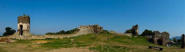 Free Šarišský Hrad Slovakia photo and picture