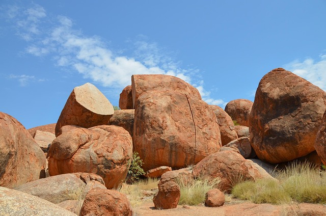 Free Devils Marbles Karlu Karlu photo and picture