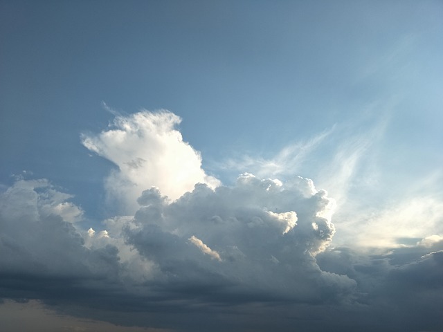 Free Light Sky photo and picture