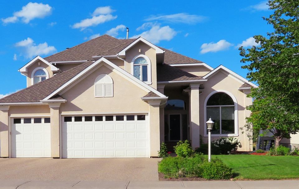 A simple house a.k.a. property