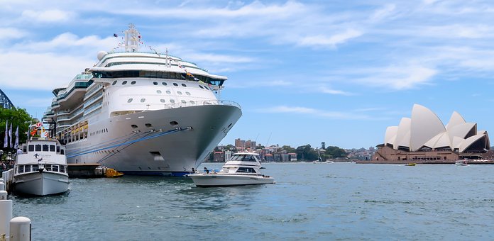 Free Ship Sydney Harbour photo and picture