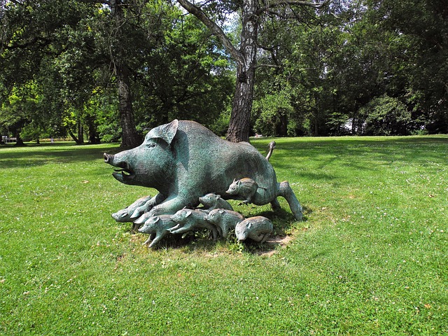 Free Art Object Sculpture photo and picture