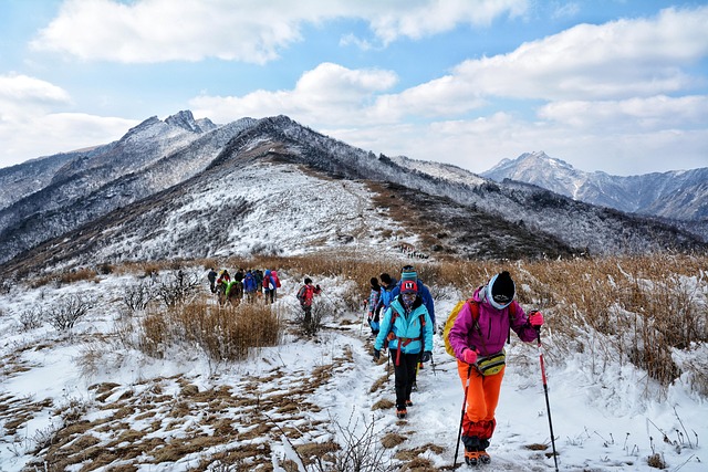 Free Outdoor Climb Mountains photo and picture