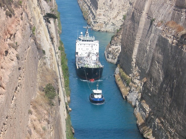 Free Corinth Canal Narrow photo and picture