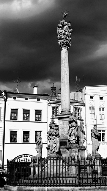 Säule, Theater, Monument, Die Heiligen