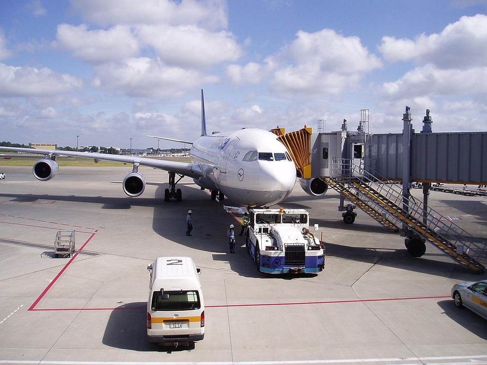aircraft airport flyer free photo on pixabay airport flyer