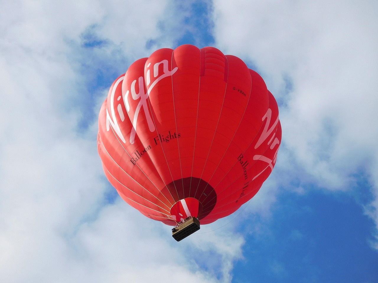 Balloon - free online jigsaw puzzle photo