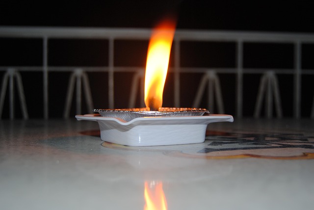 Free Candle Italy photo and picture