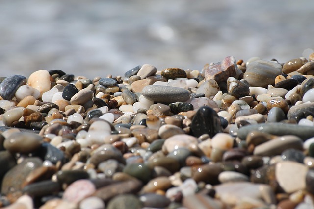 Free Pebbles Beach photo and picture