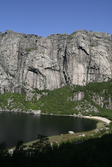 Free Mountain Lake photo and picture