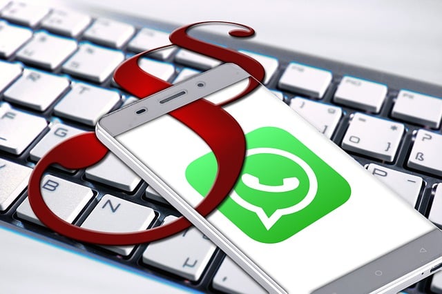 Free whatsapp keyboard smartphone illustration