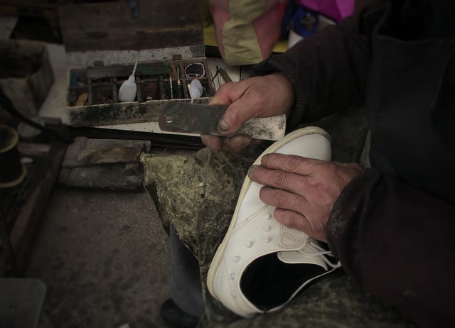 Free Work Carpenter photo and picture