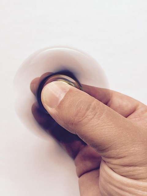 Spinner, Legetøj, Tendens, At Lege