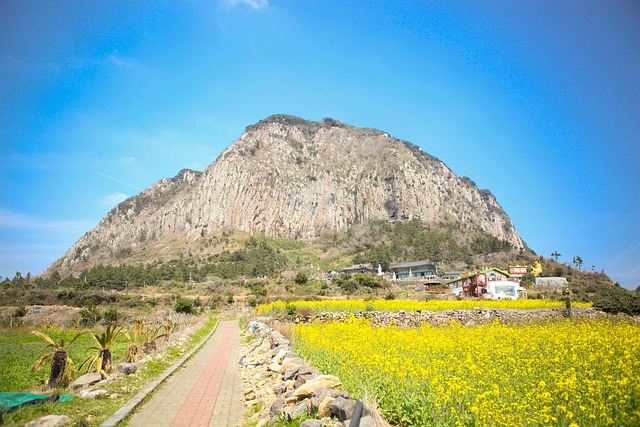 Free Jeju Island Sanbangsan photo and picture