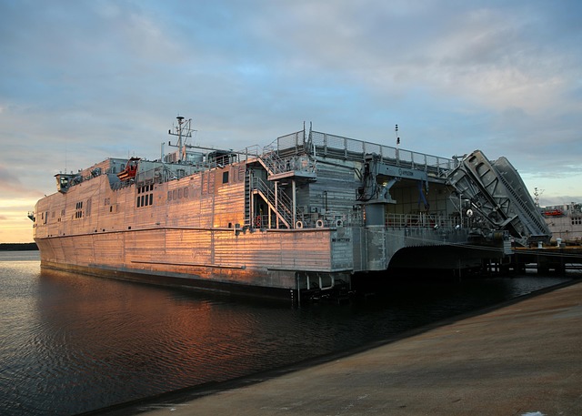 Free Usns Yuma Epf 8 photo and picture