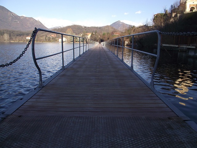 La Aguja, Avigliana, Piemonte, Pasarela