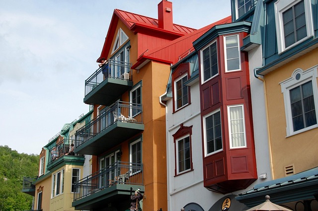 Free Balcony Building photo and picture