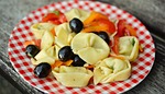 tortellini, tortelloni, tortellini salad