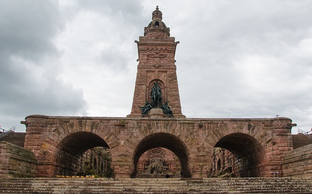 Free kyffhäuser monument barbarossa monument kaiser-wilhelm monument illustration