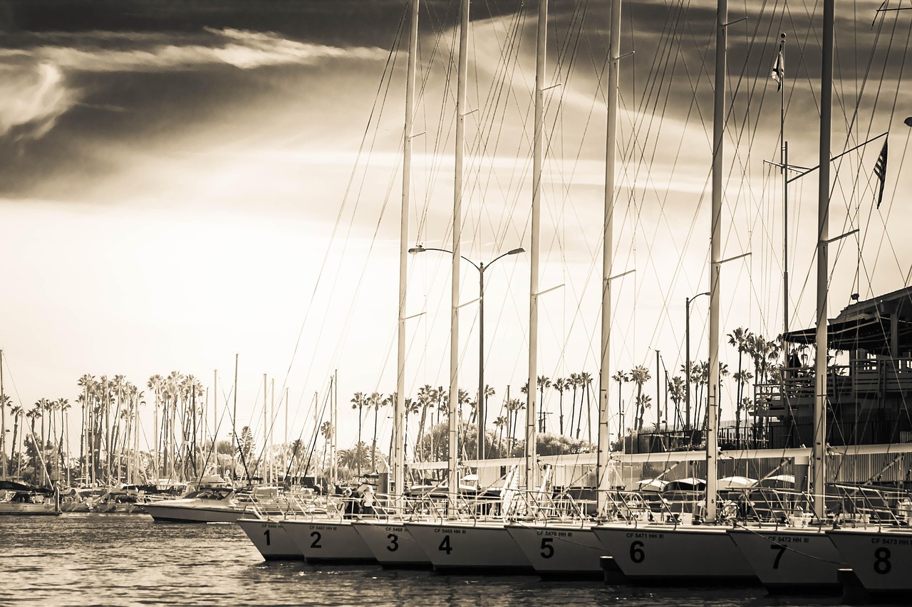 Sail Boat - free online jigsaw puzzle photo