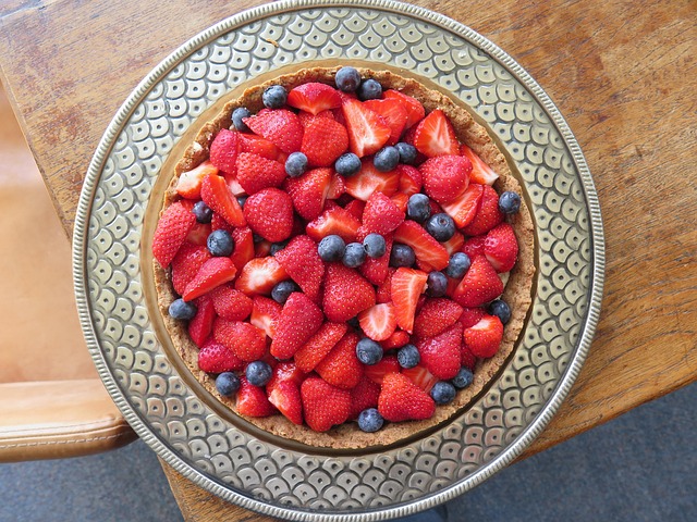 Free Pie Strawberries photo and picture