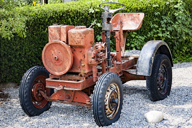 Download free HD stock image of Machine Tractor Free Machine Tractor photo and picture