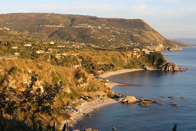 Free Capo Vaticano Calabria photo and picture