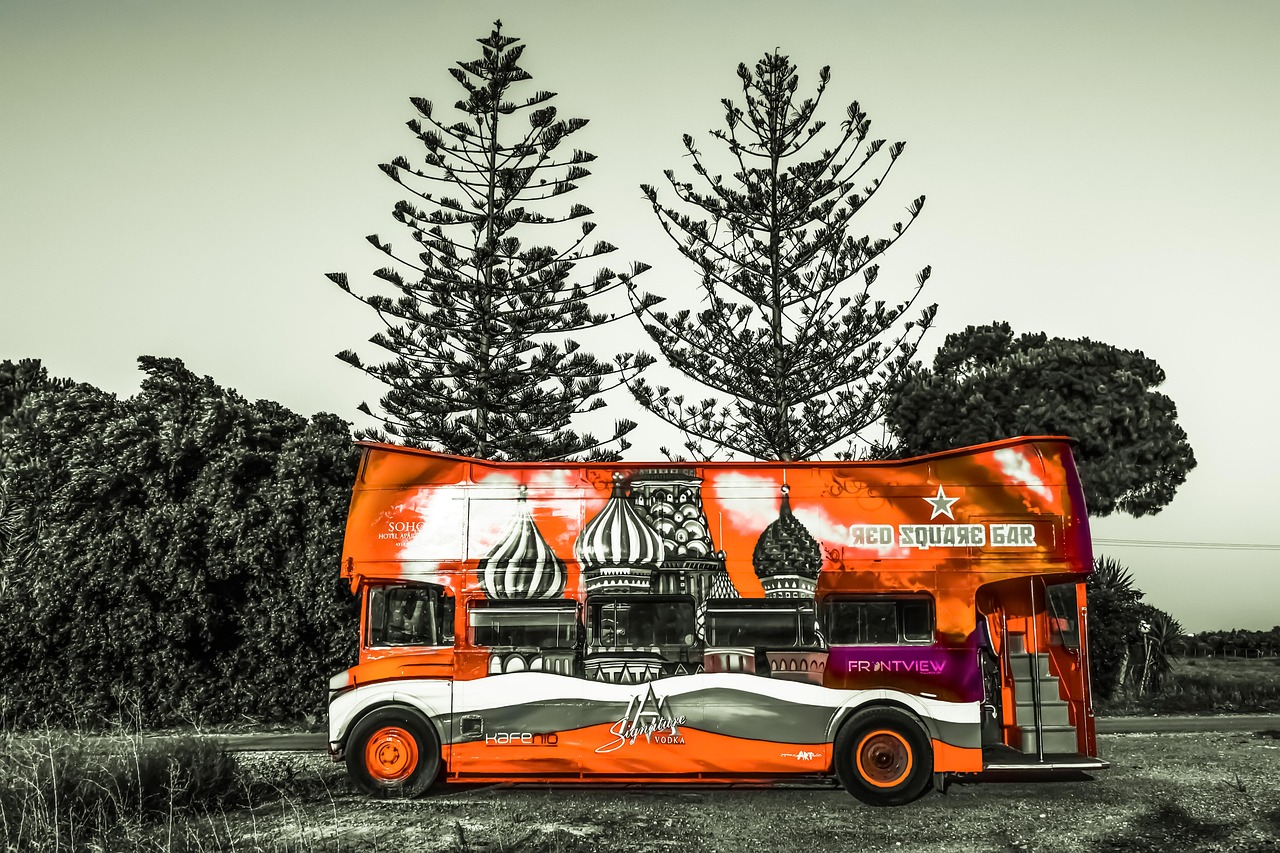 Bus - free online jigsaw puzzle photo
