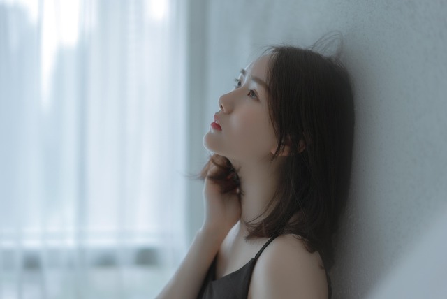 Free Portrait Beautiful photo and picture