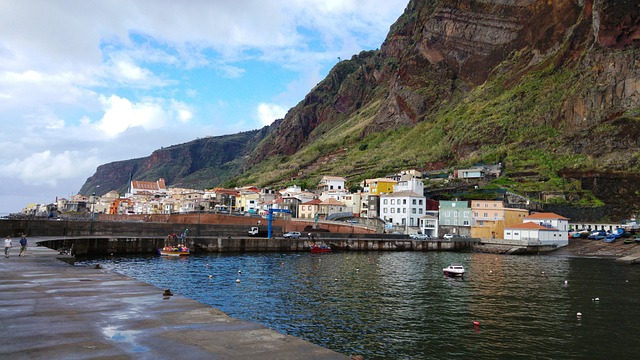 Free Madeira Paul Do Mar photo and picture