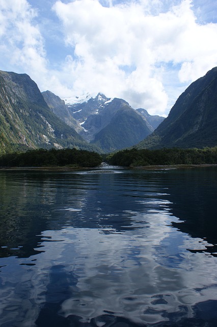 Free Milford Sound New Zealand photo and picture
