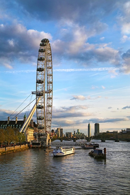 Free Big Eye London photo and picture
