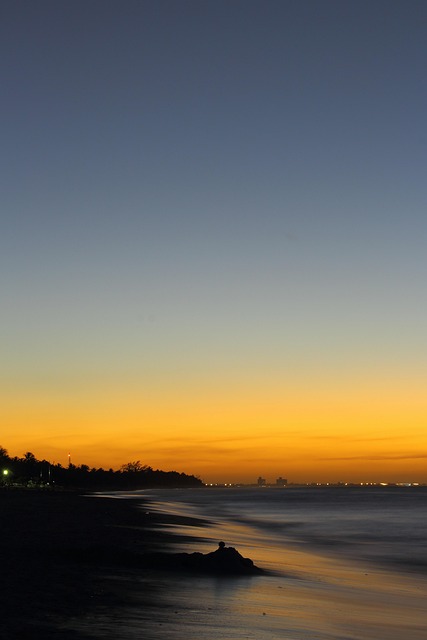 Free Sunset Cuba photo and picture
