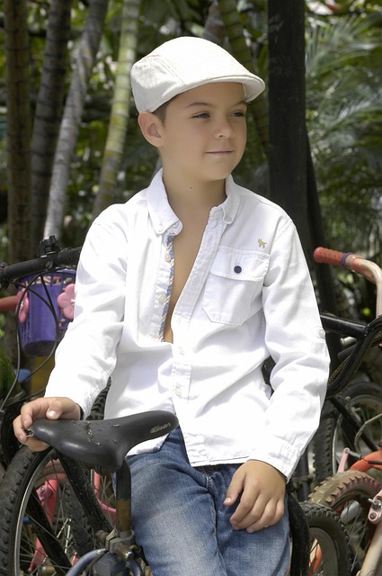 Free Young Kid photo and picture