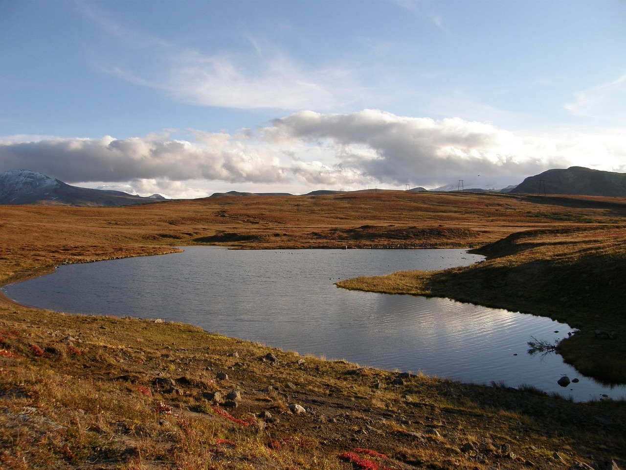 Lake - free online jigsaw puzzle photo