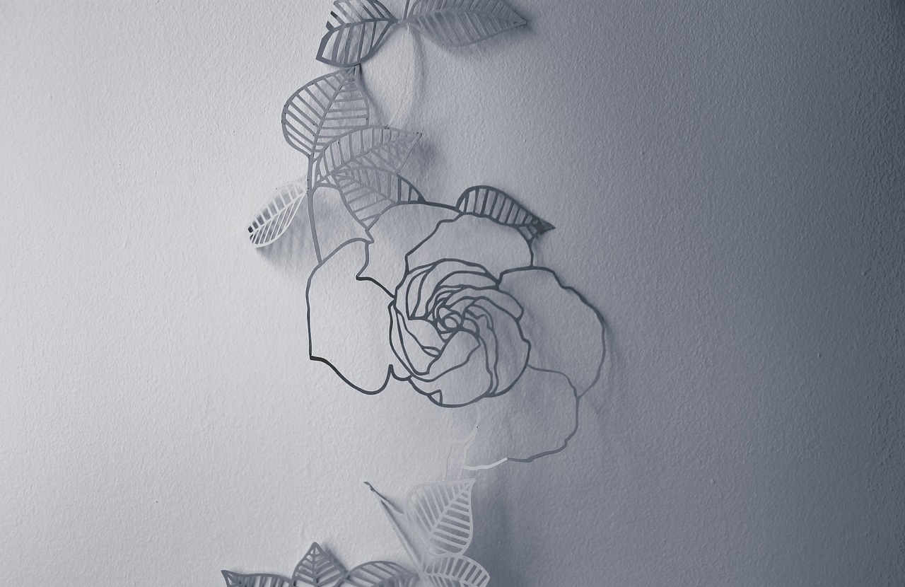 White - free online jigsaw puzzle photo